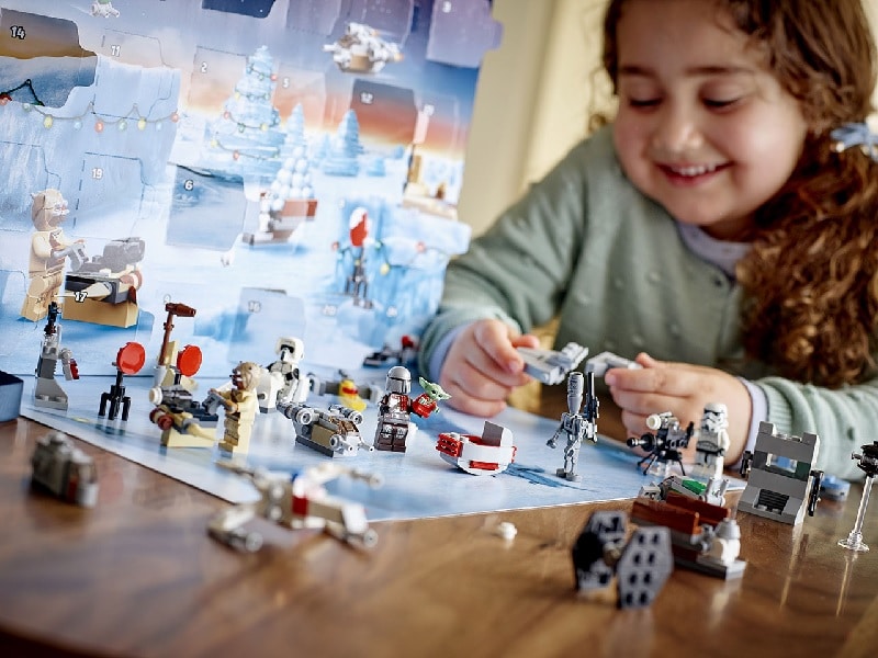 The Mandalorian Meets Christmas In 2021 LEGO Star Wars Advent Calendar