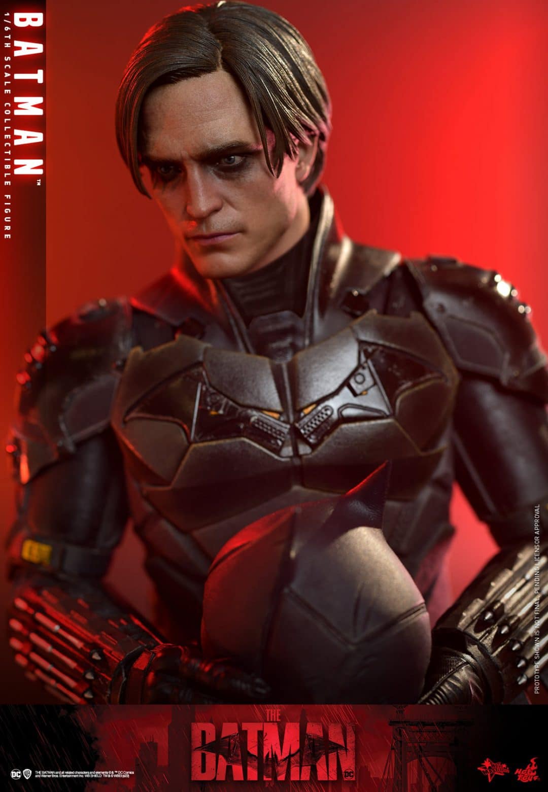 Hot Toys: The Batman Collector Edition & Deluxe Version Figures ...