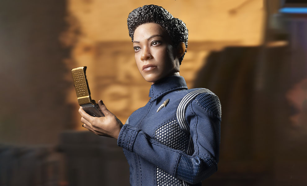 Star Trek: Discovery – Sideshow Releases First Up-Close Look At The New Michael Burnham Figure
