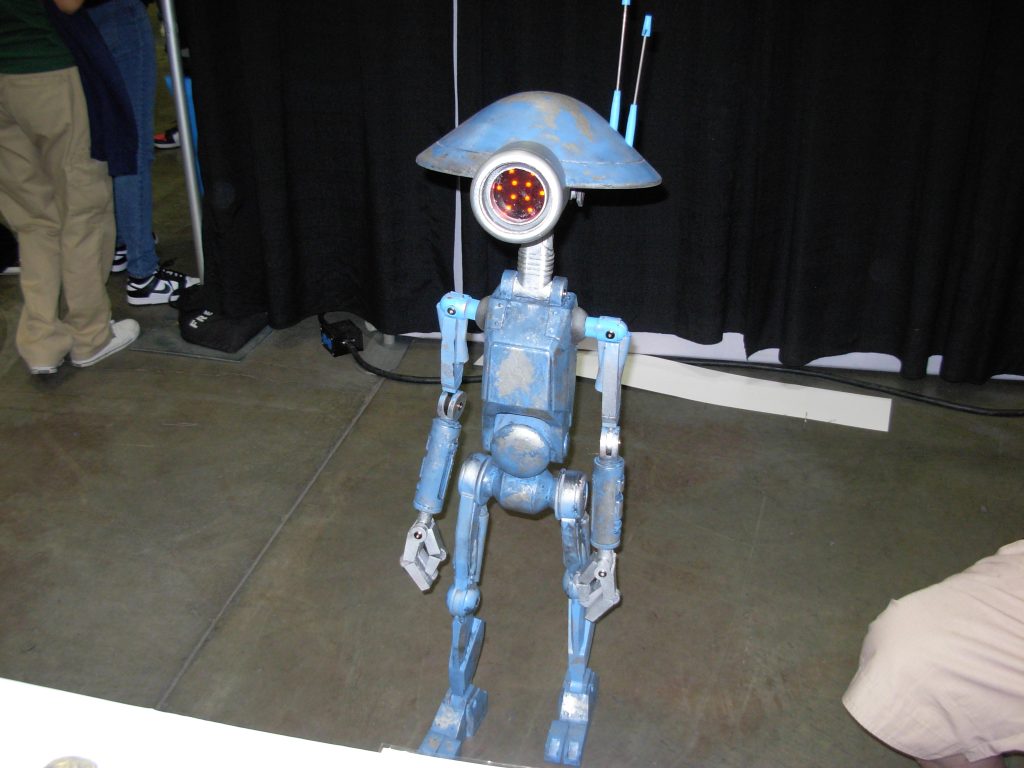 DUM-series pit droid replica from "Star Wars".