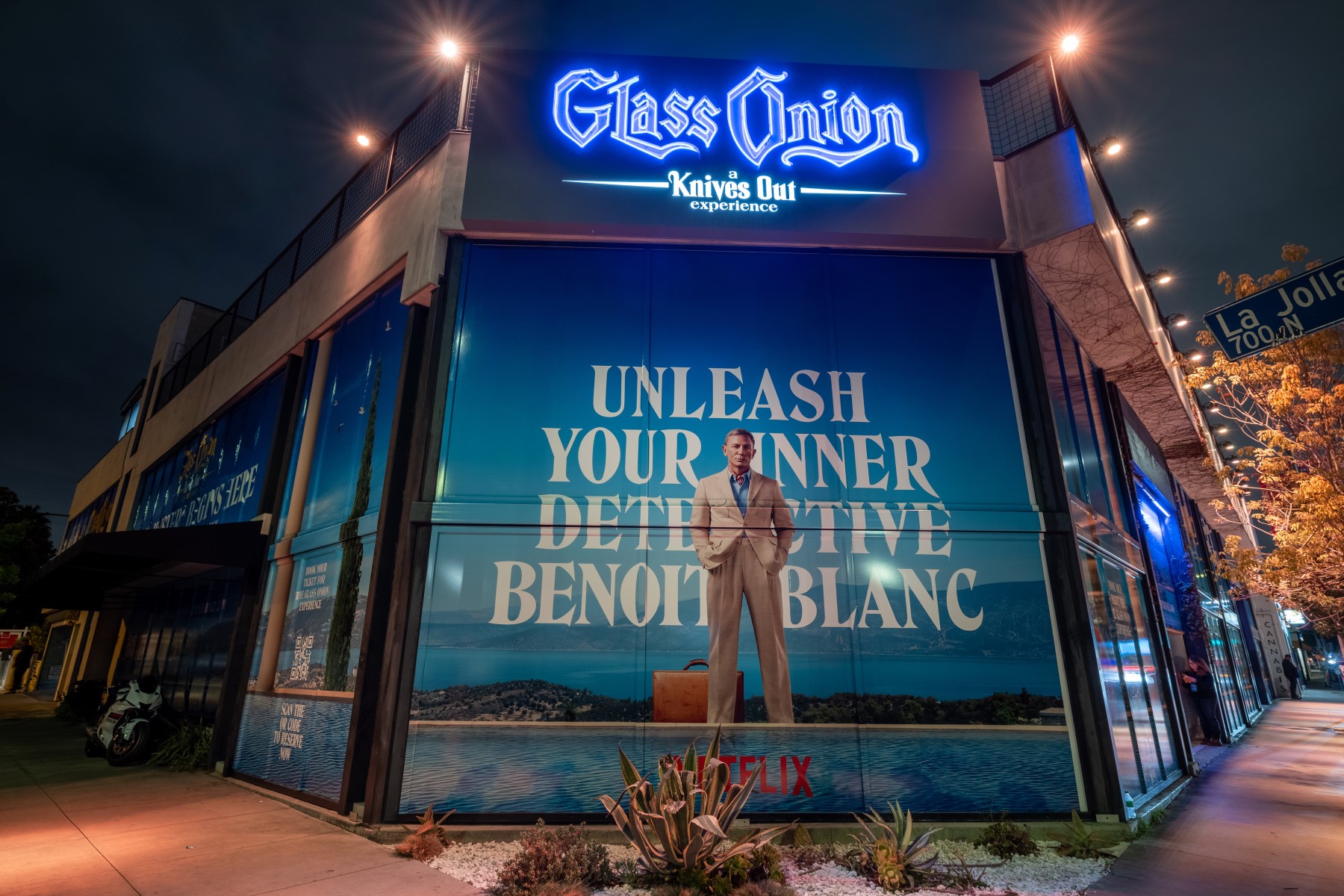 Glass Onion Reveals New BehindtheScenes Look, LA Experience