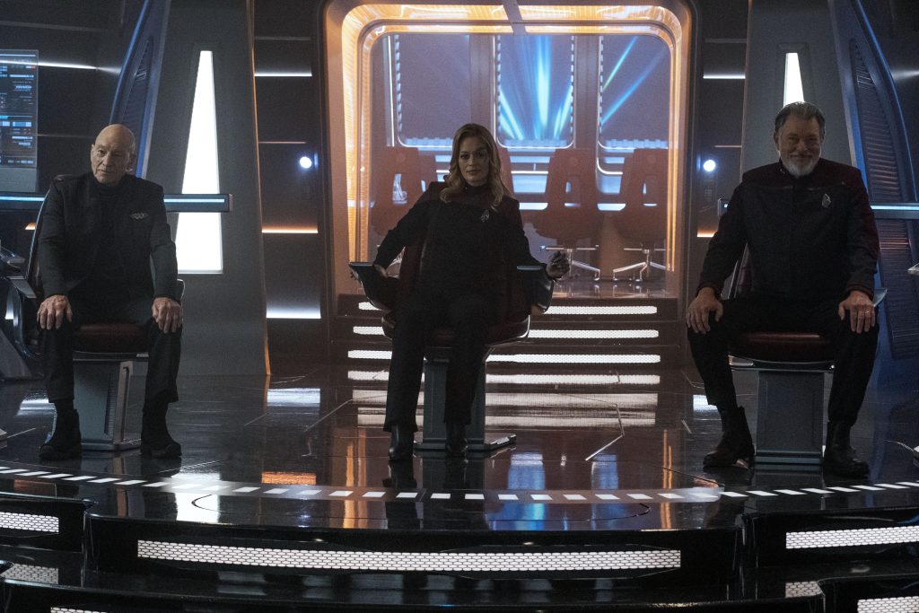 Patrick Stewart as Picard, Jonathan Frakes as Riker and Jeri Ryan as Seven of Nine in "The Next Generation" Episode 301, Star Trek: Picard on Paramount+.  Photo Credit: Trae Patton/Paramount+. ©2021 Viacom, International Inc.  All Rights Reserved.