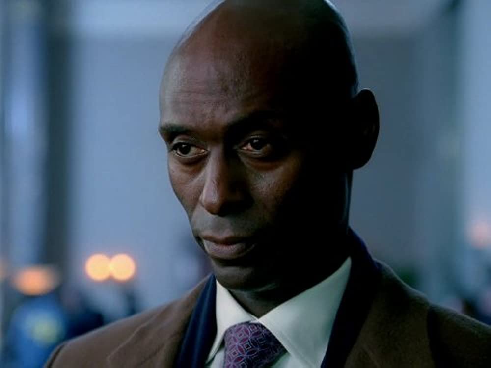 Lance Reddick in 'Fringe' (2008).