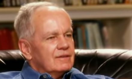 Author of ‘No Country for Old Men,’ Cormac McCarthy Dies Aged 89