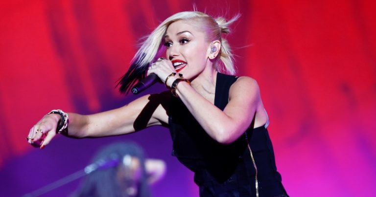 Gwen Stefani on stage.