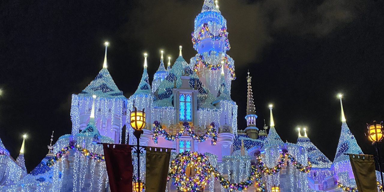 4 Ways To Give The Gift Of Disneyland This Holiday Season