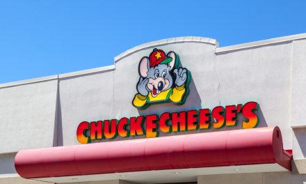 Chuck E. Cheese In Northridge, CA Will Bring Back The Animatronic Band
