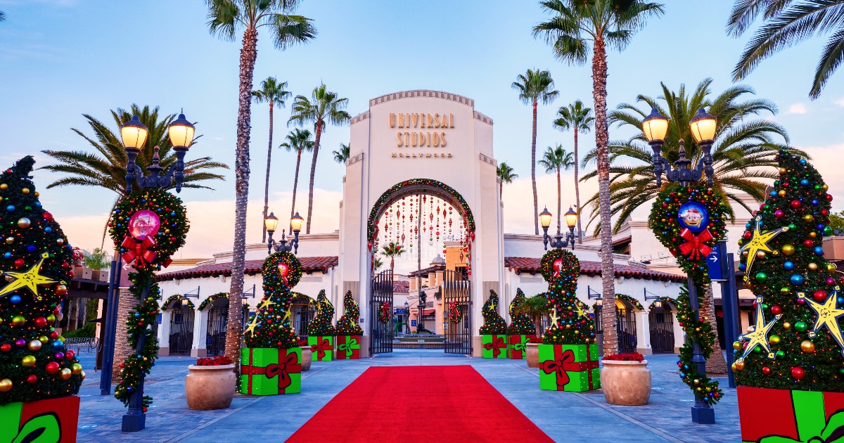 Universal Studios Hollywood Unwraps Seasonal Holiday Events, Deals, & Menu